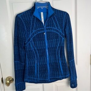 Lululemon Blue Geometric Jacket Size 6